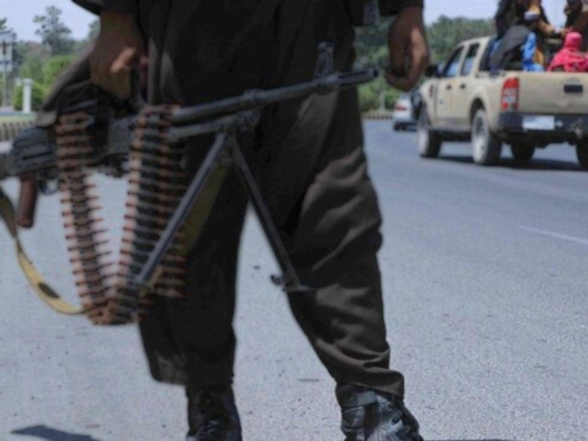 తాలిబన్ల చేతిలో అధునాతన ఆయుధాలు…