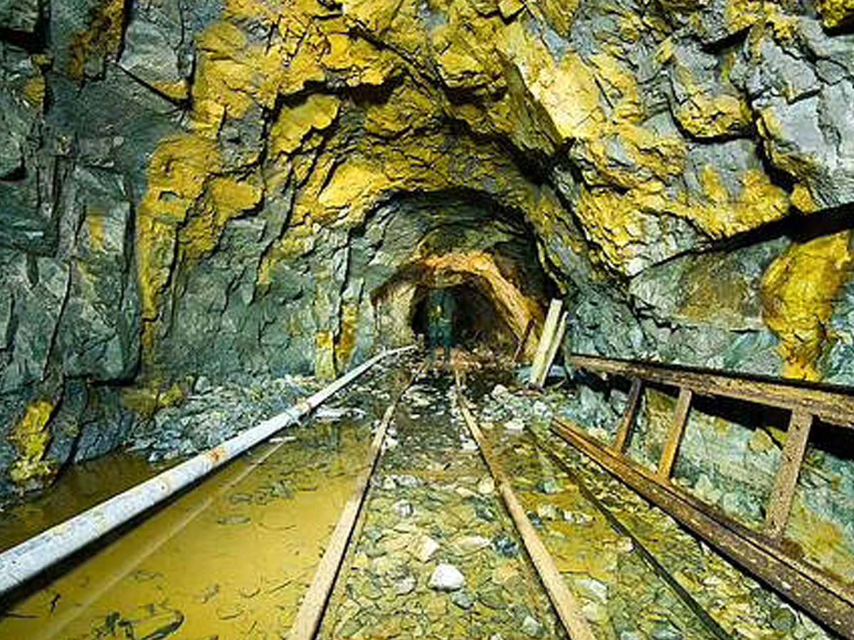 అనంత‌’బంగారు’పురం…