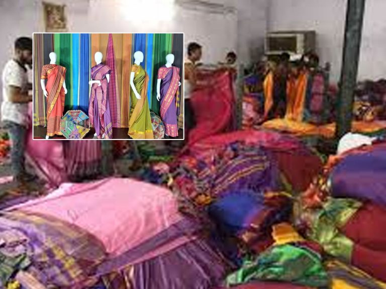 పంపిణీకి సిద్ధమైన బతుకమ్మ చీరలు..