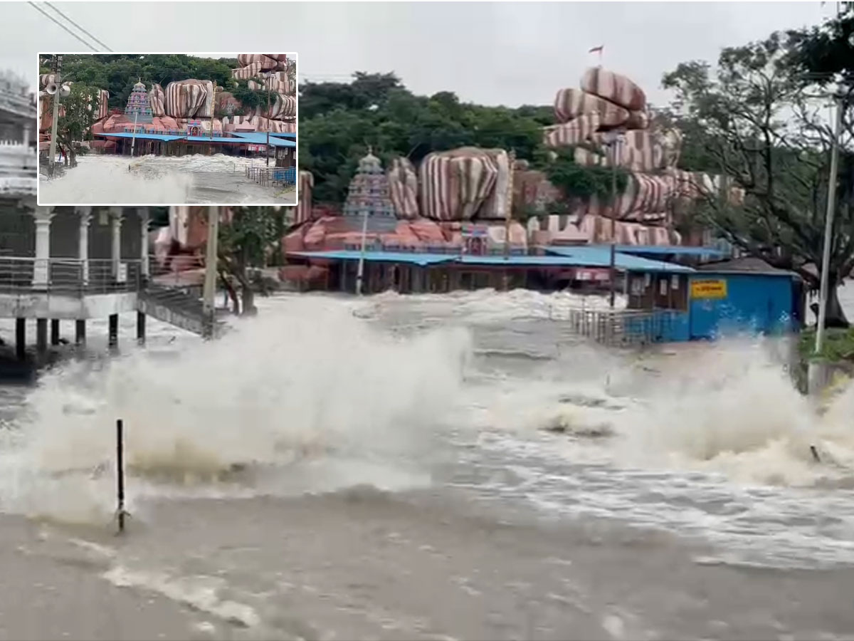 జలదిగ్బంధంలో ఏడుపాయల వనదుర్గ మాత ఆలయం