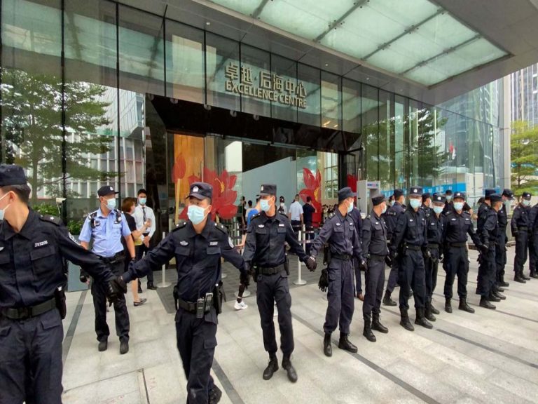 ఎవర్ గ్రాండే ఎఫెక్ట్ :  కుప్పకూలిన చైనా రియల్ ఎస్టేట్… గంటల వ్యవధిలోనే…