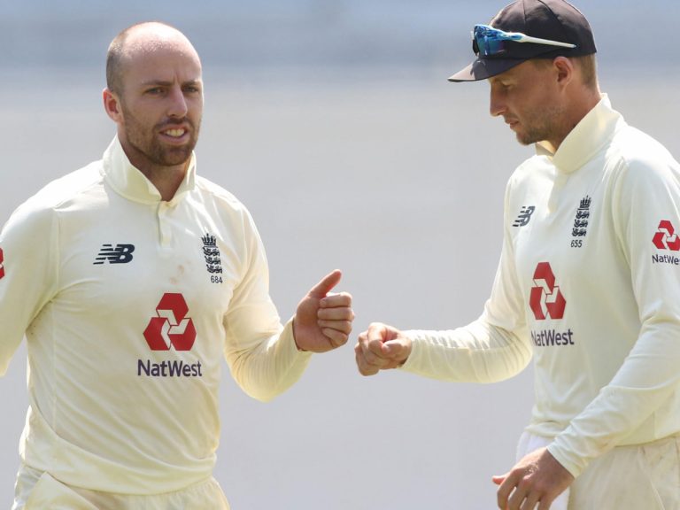 ఆఖరి టెస్టు : మొదటిసారి ఇంగ్లాండ్ జట్టులోకి స్పిన్నర్..?