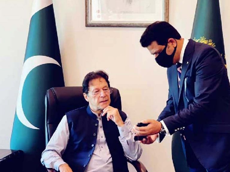 అమెరికాపై పాక్ ప్ర‌ధాని సంచ‌ల‌న వ్యాఖ్య‌లు… వారికి మ‌ద్ధ‌తు ఇచ్చి త‌ప్పుచేశాం…