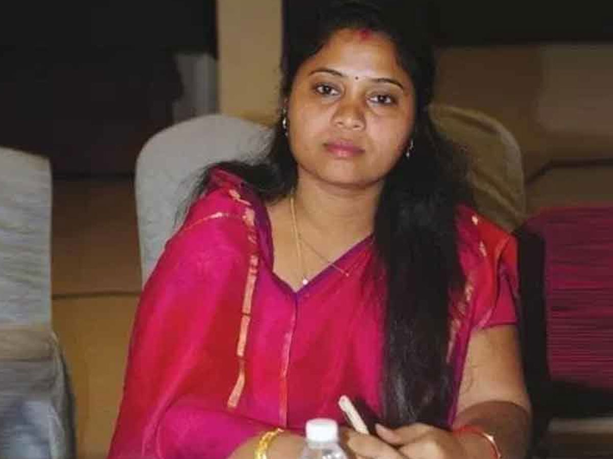 ఏపీ డిప్యూటీ సీఎం పుష్ప శ్రీవాణికి అస్వస్థత