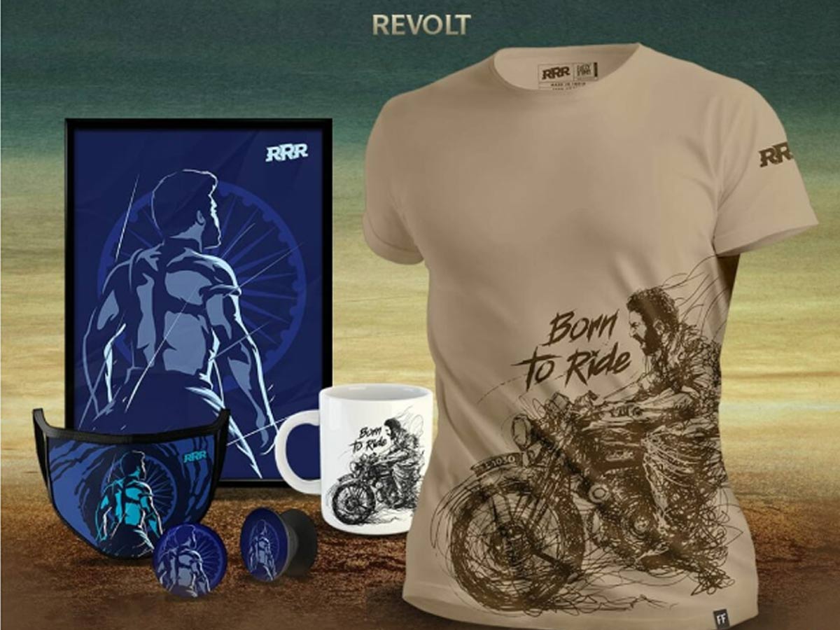 ‘ఆర్ఆర్ఆర్’ టీషర్ట్స్, టీ కప్స్, ఫేస్ మాస్కులు…