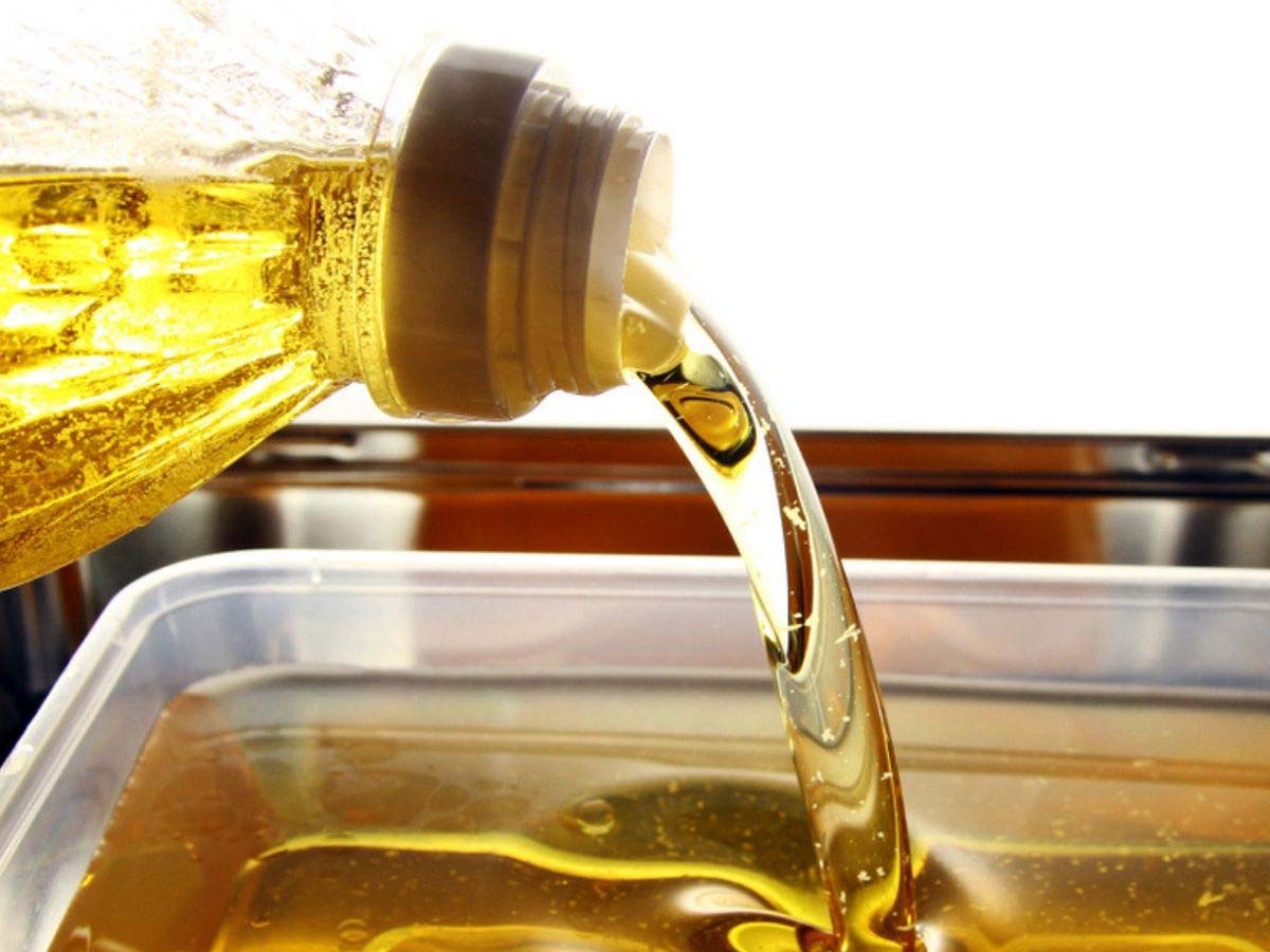 గుడ్‌న్యూస్‌:  దిగివ‌స్తున్న వంట‌నూనె ధరలు… ఎంత త‌గ్గ‌నున్నాయంటే…