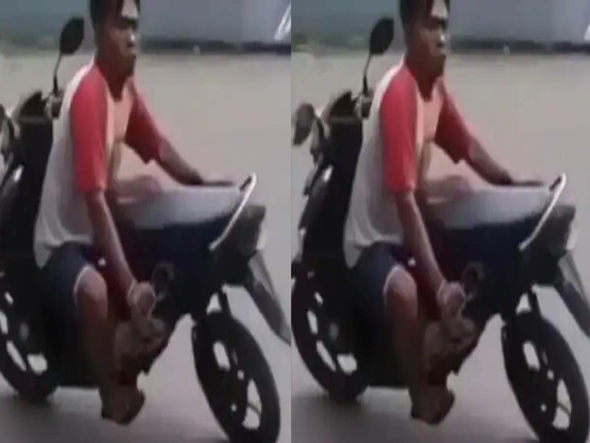 రివ‌ర్స్ బైక్‌…సోష‌ల్ మీడియాలో హ‌ల్చ‌ల్‌…