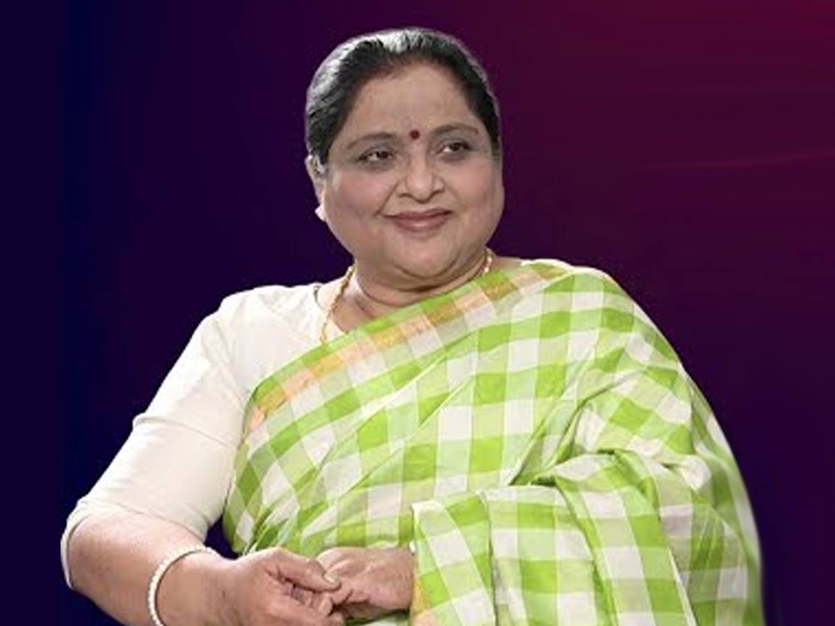 మ‌ర‌పురాని రోజార‌మ‌ణి