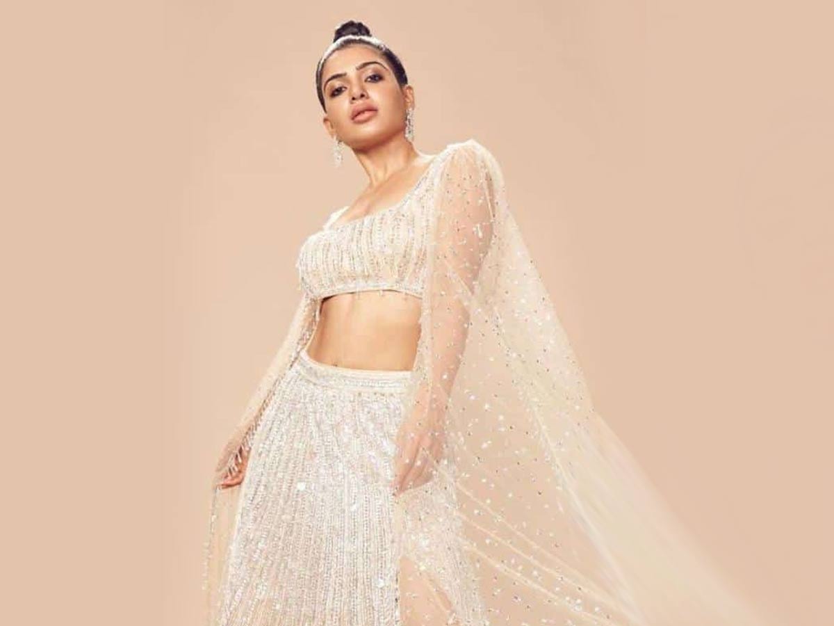 సమంతను ముంబై రమ్మంటోందా ? రెండు క్రేజీ ఆఫర్స్ ?