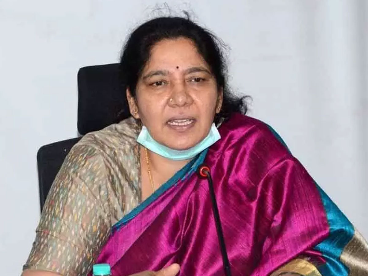 వైద్య ఆరోగ్య శాఖకే కేసీఆర్ పెద్దపీట…