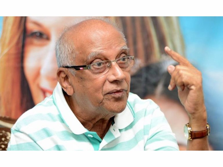 తొంభై ఏళ్ళ యువకుడు… సింగీతం!