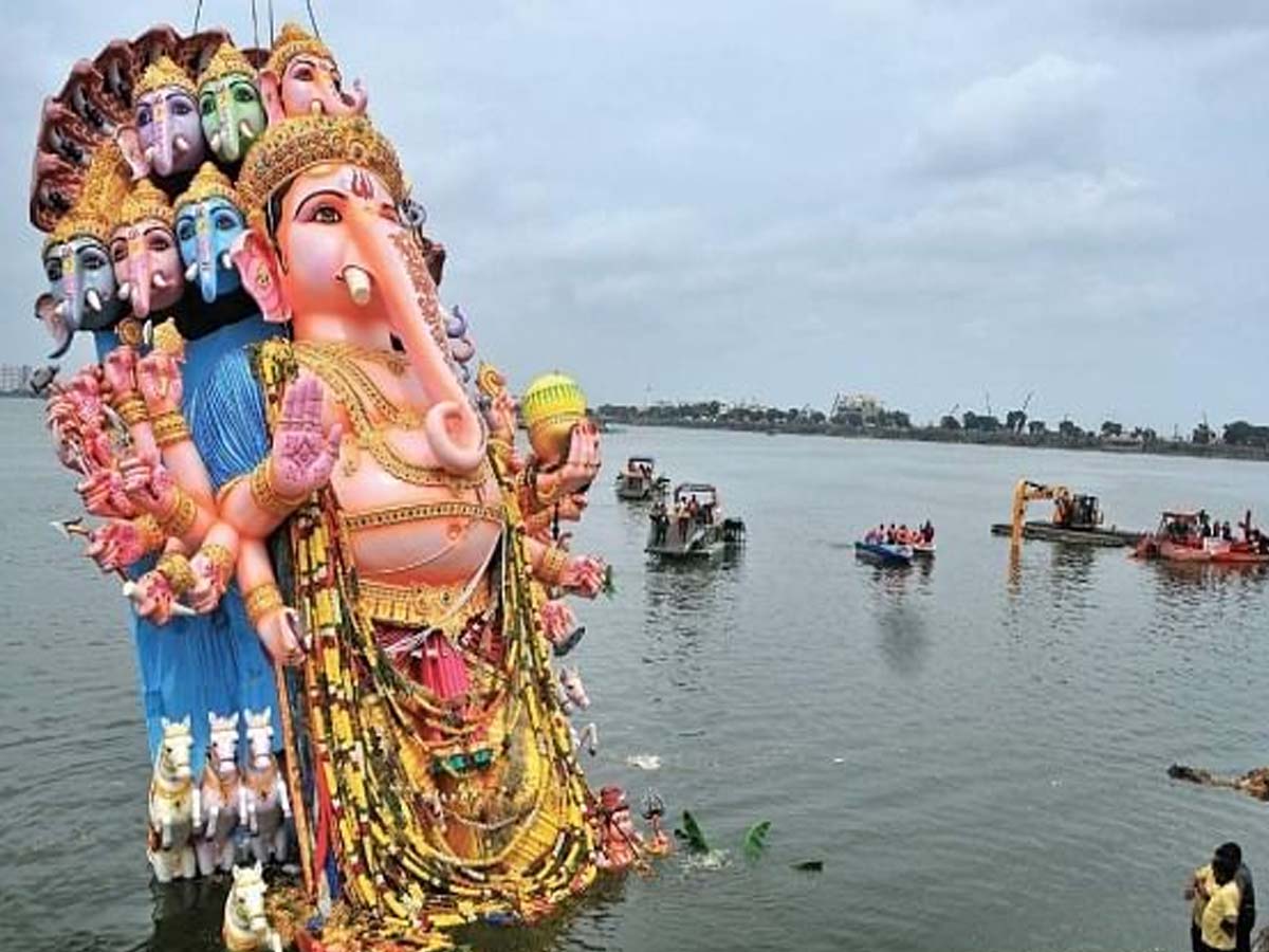 హుస్సేన్ సాగ‌ర్‌లో గ‌ణేశ్ నిమ‌జ్జ‌నానికి సుప్రీం గ్రీన్ సిగ్న‌ల్‌…