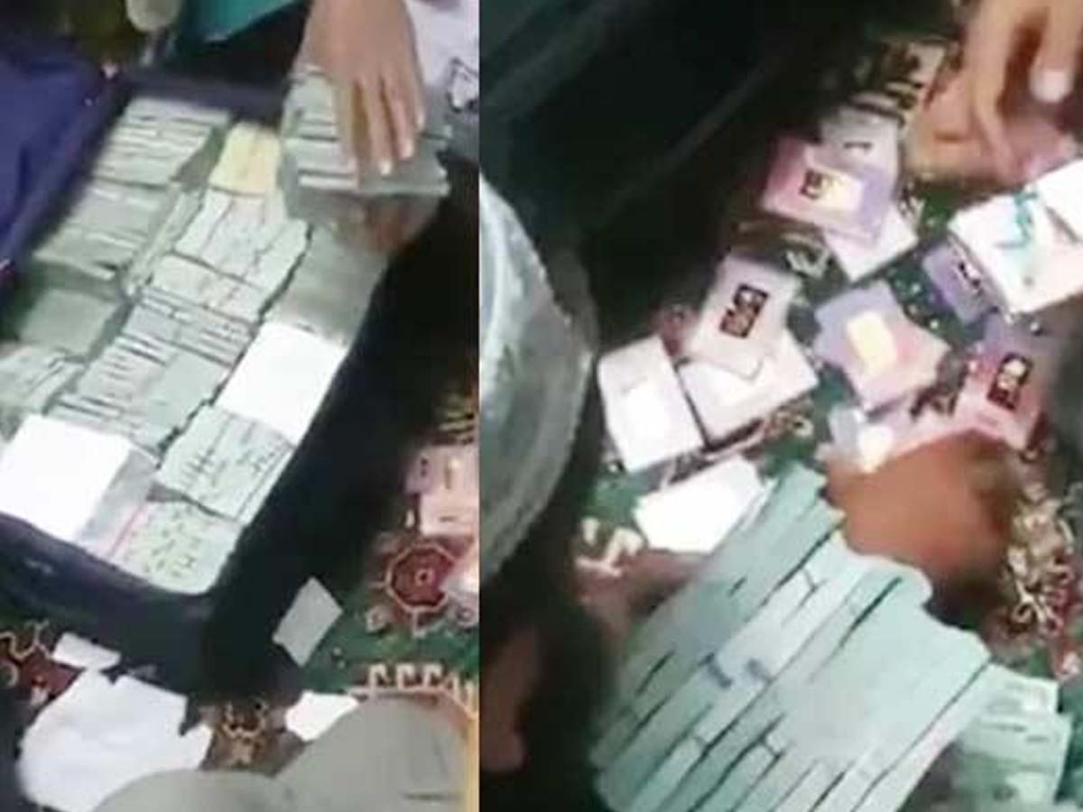 ఆఫ్ఘ‌న్ మాజీ నేత‌ల ఇళ్ల‌ల్లో తాలిబ‌న్ల సోదాలు…భారీగా బ‌య‌ట‌ప‌డ్డ క‌రెన్సీ…