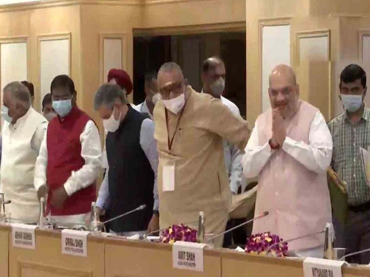 8 రాష్ట్రాల ముఖ్య‌మంత్రుల‌తో కేంద్ర హోంశాఖ మంత్రి భేటీ…