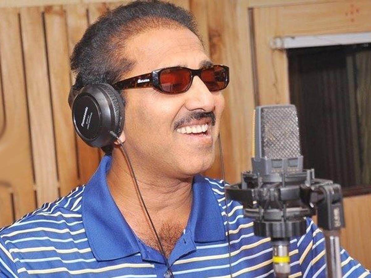 జనం మదిని గెలిచిన వందేమాతరం శ్రీనివాస్