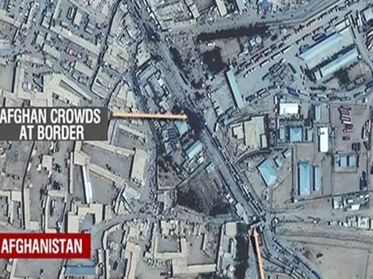 బోర్డర్లో పడిగాపులు.. అప్ఘన్ ప్రజల గోడు ఎవరికీ పట్టదా?