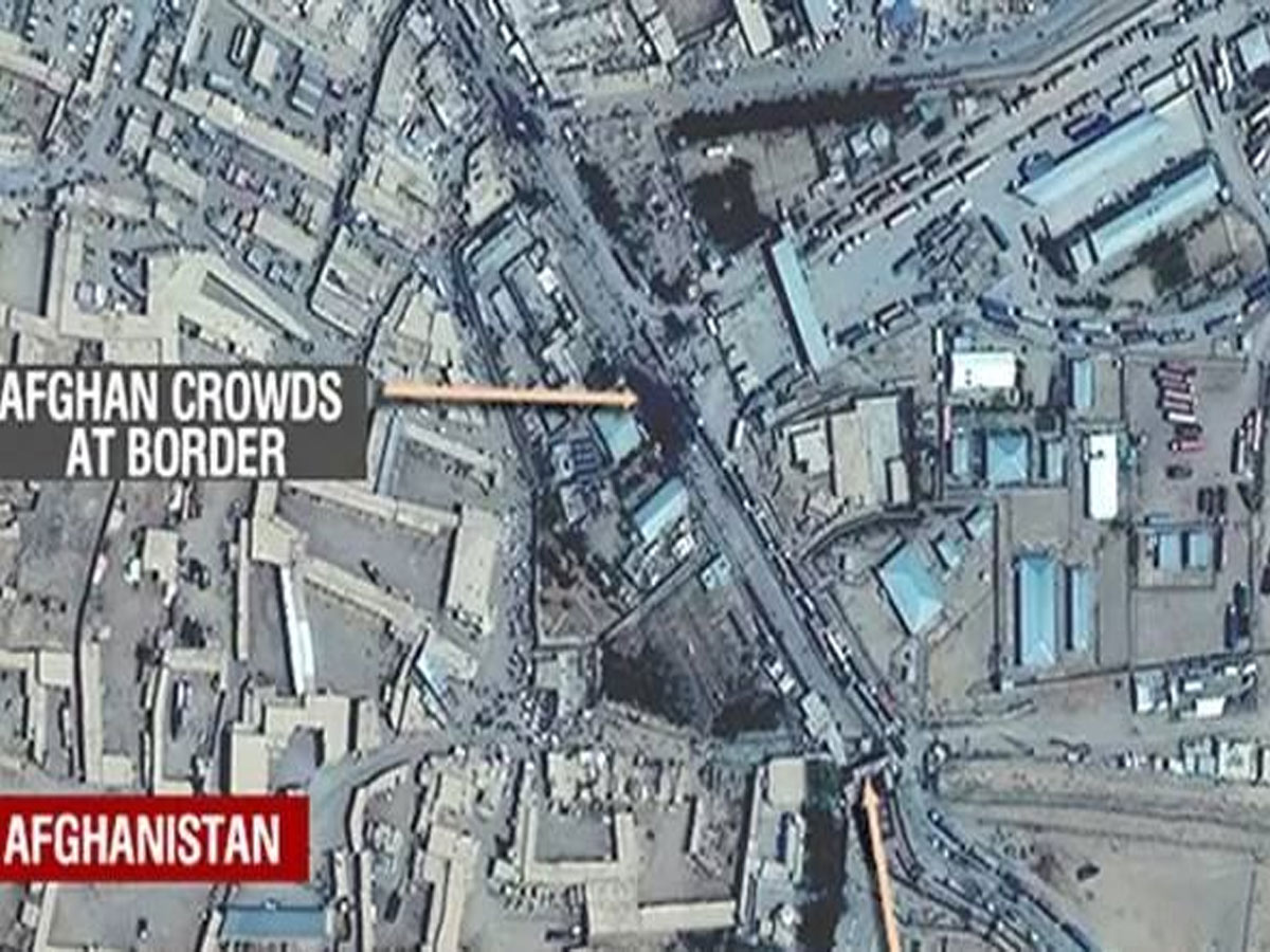 బోర్డర్లో పడిగాపులు.. అప్ఘన్ ప్రజల గోడు ఎవరికీ పట్టదా?