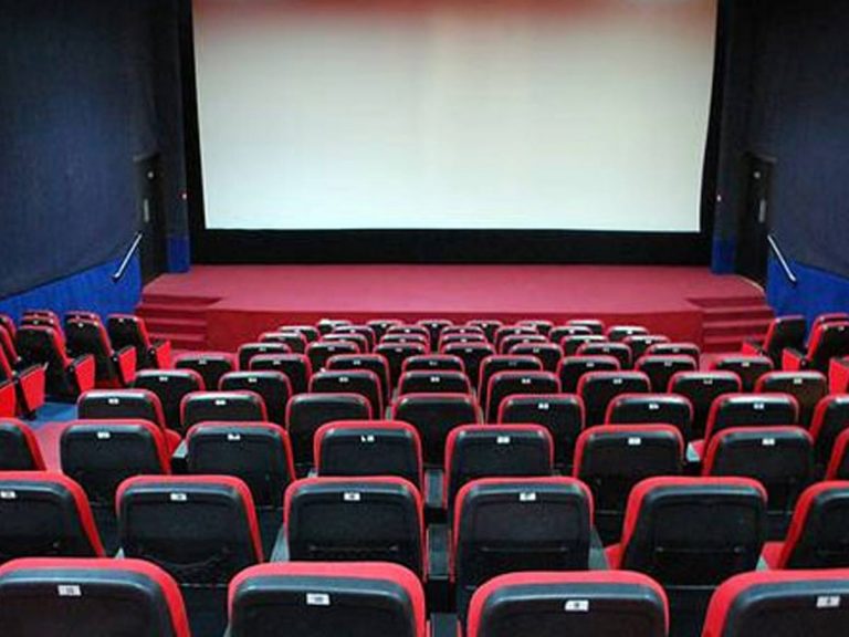 టాక్ వచ్చిన.. వసూళ్లు ఆశించినంతగా లేవు!