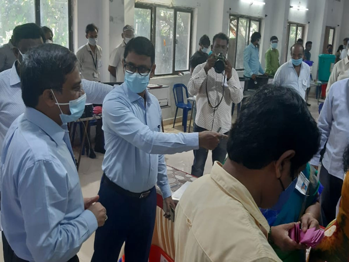 బ్యాలెట్ పేపర్లకు చెదలు : పంచాయతీరాజ్‌ శాఖ కీలక ప్రకటన