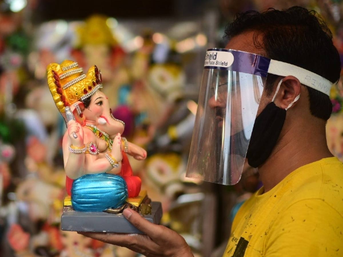గణేష్ ఉత్సవాలపై వైద్యాధికారుల సిఫార్సు