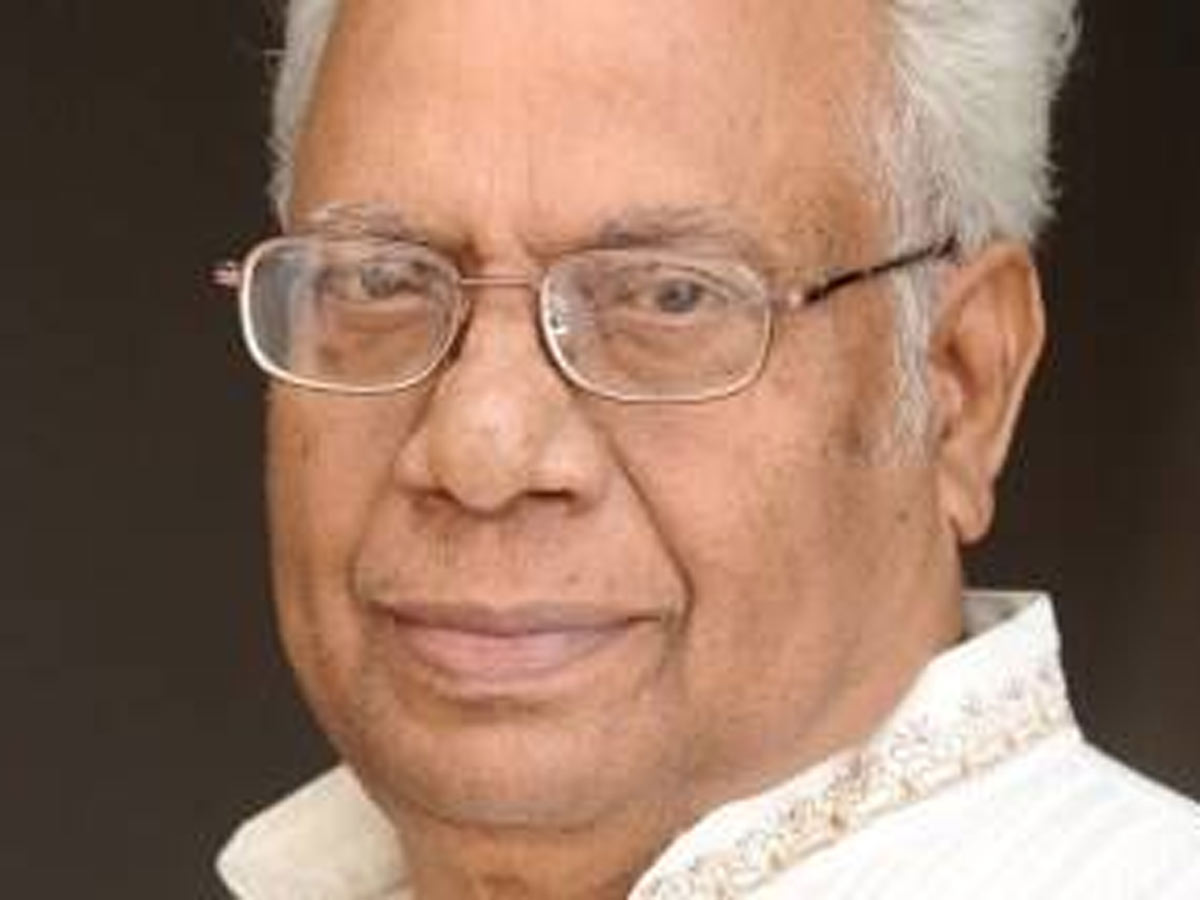 చిత్రకళకు పట్టం కట్టిన ఈశ్వర్ : ఆచారం షణ్ముఖాచారి