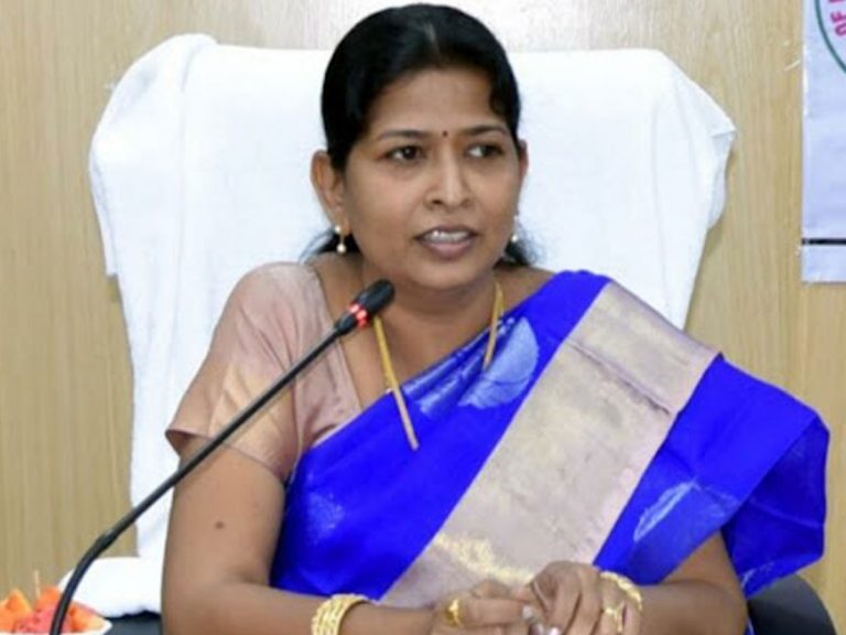 Taneti Vanitha: అంగన్ వాడీలను గుర్రాలతో తొక్కించింది మరిచారా?