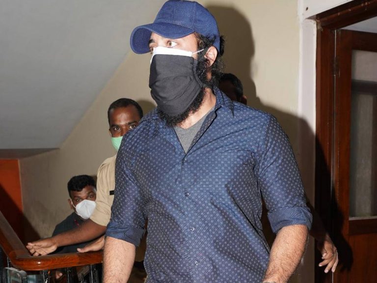 నవదీప్‌ను ఒత్తిడి పెంచే ప్రశ్నలే అడగనున్న ఈడీ