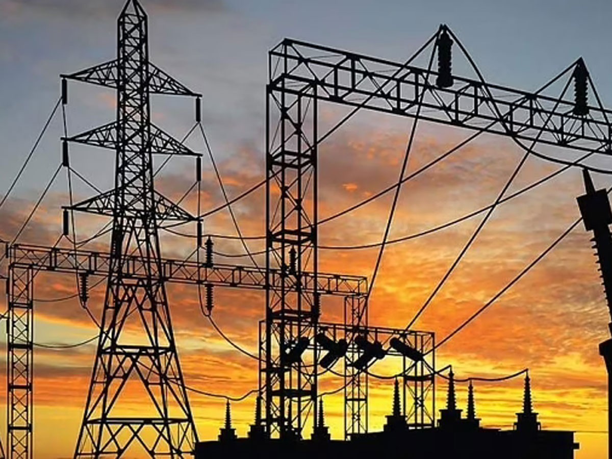 కరెంట్ ఛార్జీల మోతకు రంగం సిద్ధం.. ఇలా పెరుగుతాయి..!