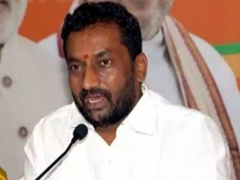 ఆ ఇద్దరికి డ్రగ్స్ టెస్టు చేయించాలి.. ఖర్చులు నేనే భరిస్తా: రఘునందన్