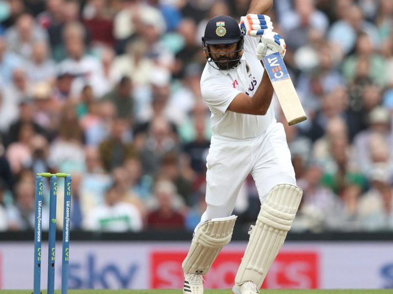 టెస్టుల్లో 3వేల పరుగులు పూర్తి చేసిన హిట్‌మ్యాన్‌…