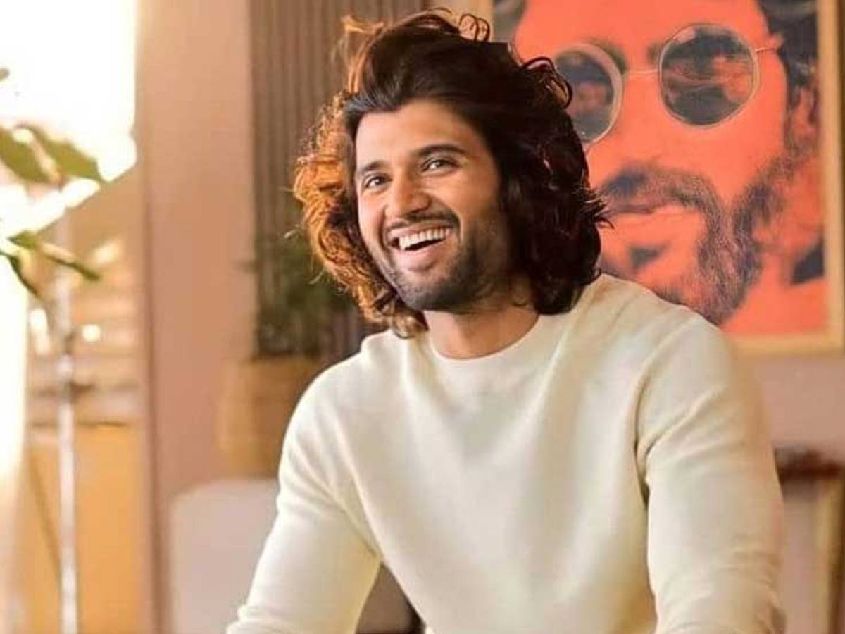 విజయ్ దేవరకొండ, శివనిర్వాణతో మైత్రీ సినిమా