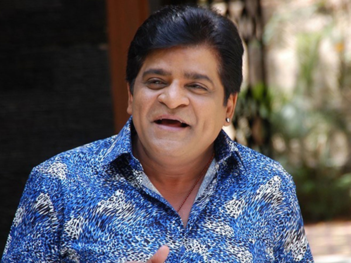 జాలీగా సాగుతున్న ఆలీ నవ్వుల నావ!