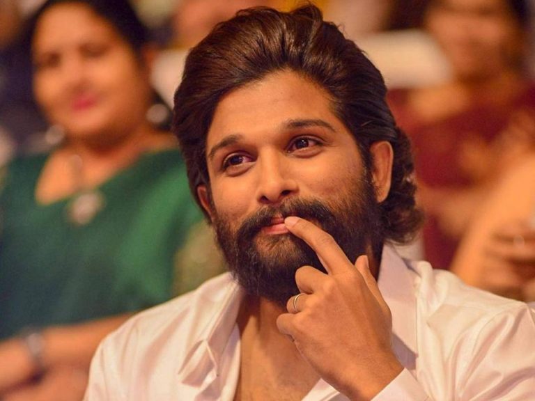 “పుష్ప”రాజ్ కు బాలీవుడ్ బ్యూటీ కాస్ట్లీ షాక్