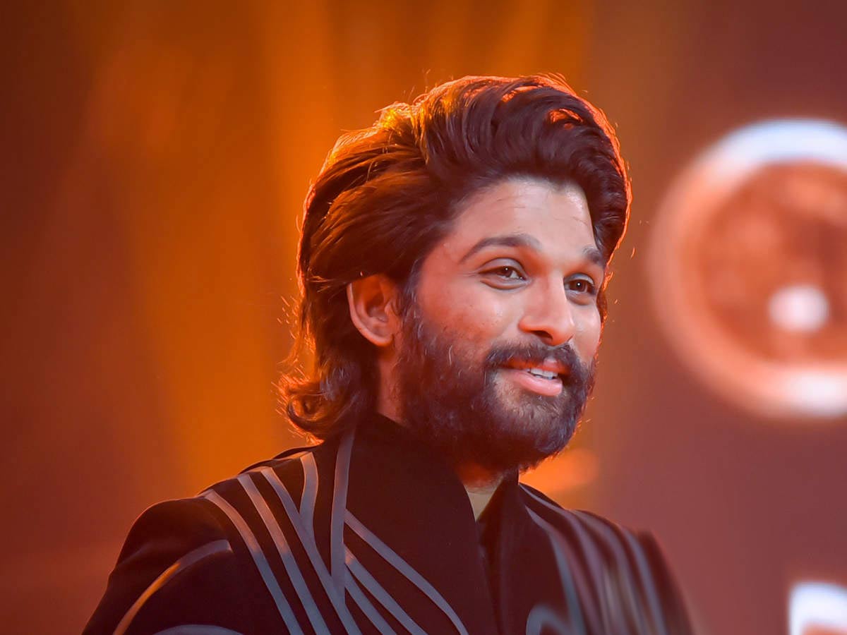 “వరుడు కావలెను” వేడుకకు గెస్ట్ గా బన్నీనే ఎందుకు ?