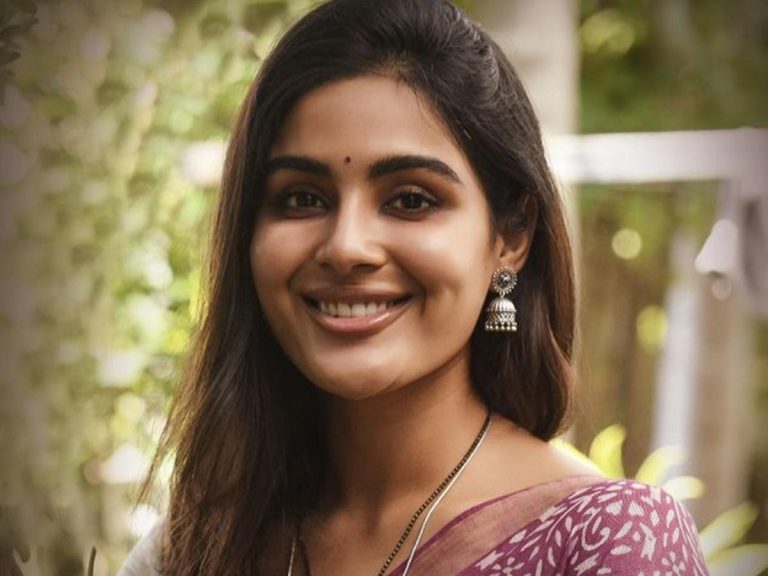 “భీమ్లా నాయక్” సెట్స్ లో డేనియల్ శేఖర్ భార్య