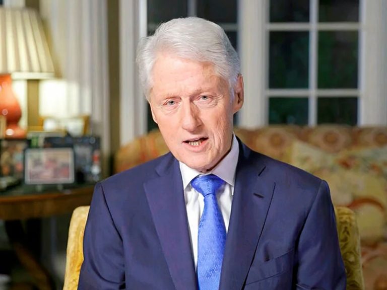 అమెరికా మాజీ అధ్యక్షుడు తీవ్ర అస్వస్థత.. అసలు కారణం ఇదే..