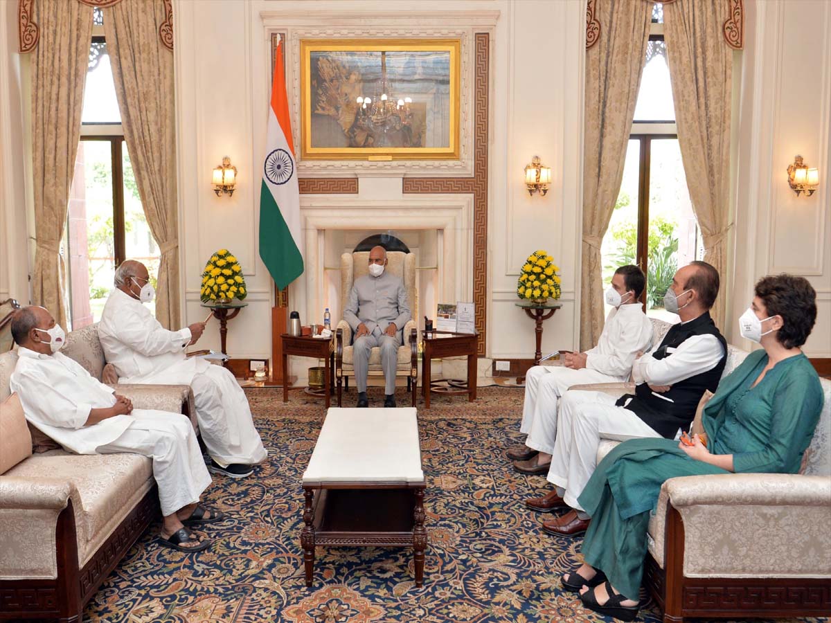 కాంగ్రెస్ ప‌ట్టు:  కేంద్ర మంత్రిని తొల‌గించాల్సిందే…