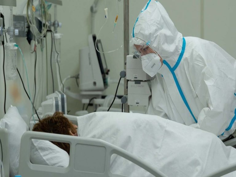 క‌రోనాతో ర‌ష్యా విల‌విల‌… రికార్డ్ స్థాయిలో మ‌ర‌ణాలు న‌మోదు…