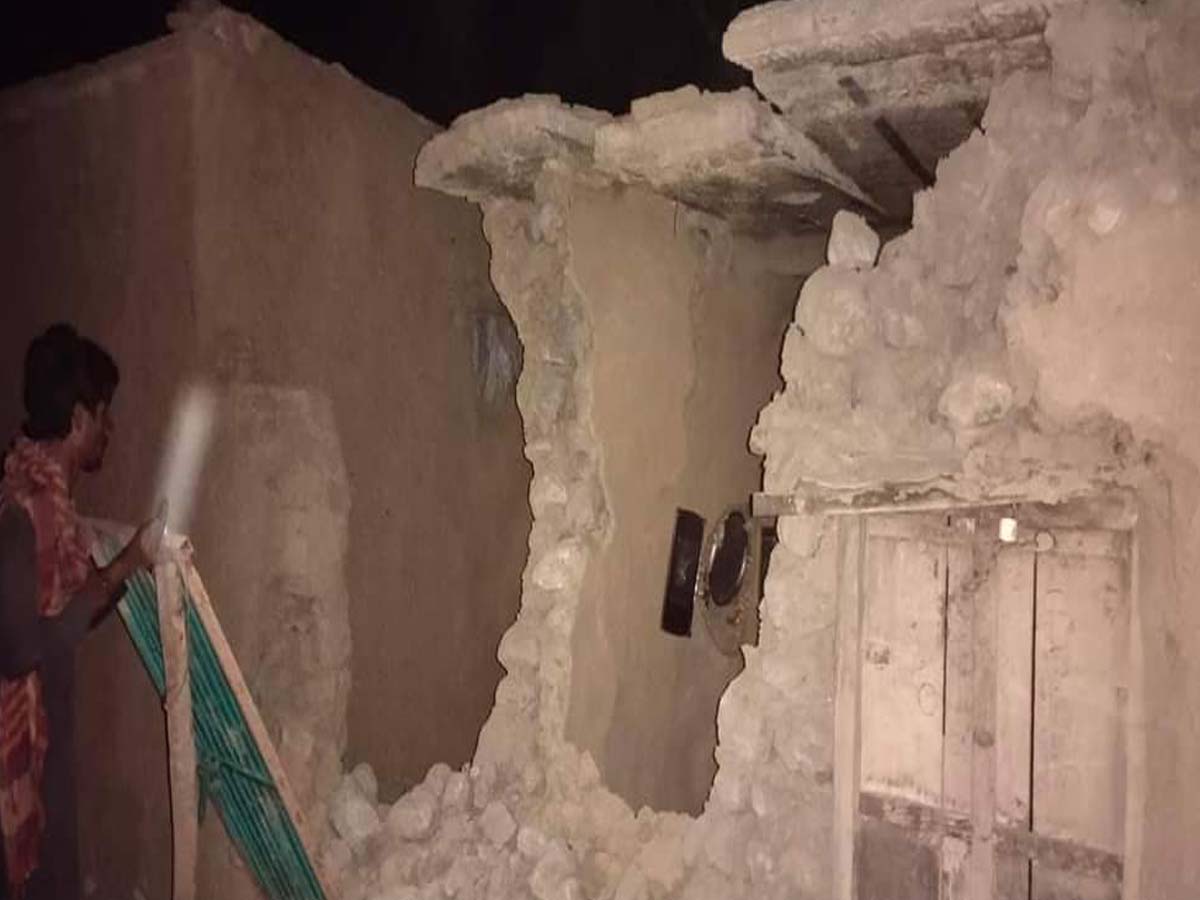 పాక్‌లో భారీ భూకంపం… 15 మంది మృతి…