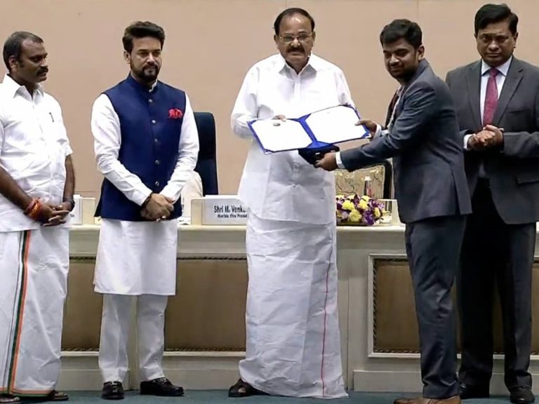 జాతీయ అవార్డును అందుకున్న ‘జెర్సీ’ టీం