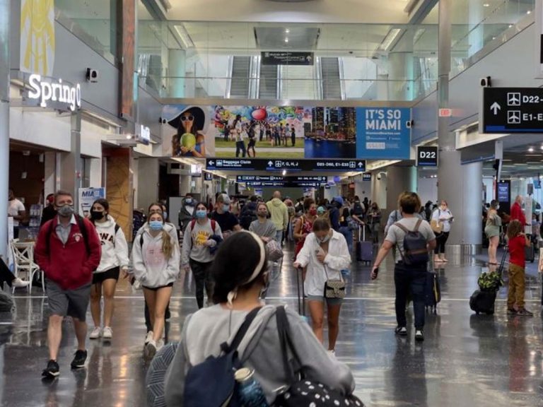 కొత్త నిబంధ‌న‌లు:  రెండు డోసులు తీసుకున్నా ఆ స‌ర్టిఫికెట్ త‌ప్ప‌నిస‌రి…