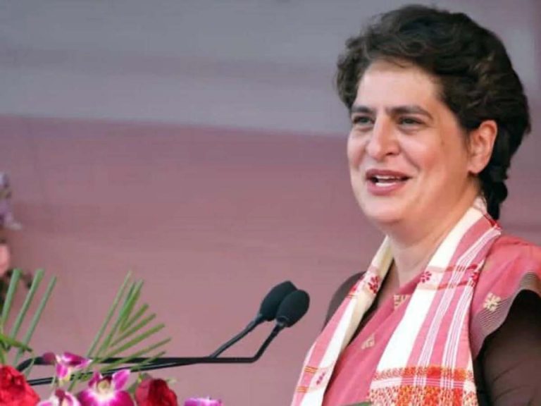 యూపీ అసెంబ్లీ ఎన్నికలు.. కాంగ్రెస్ హామీల వర్షం