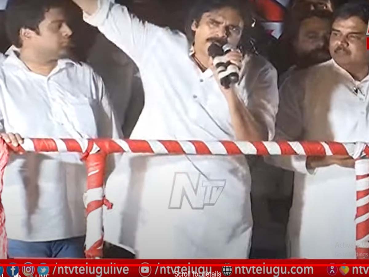 గుండె ధైర్యం ఉంటే రాజ‌కీయం చెయ్యొచ్చు…