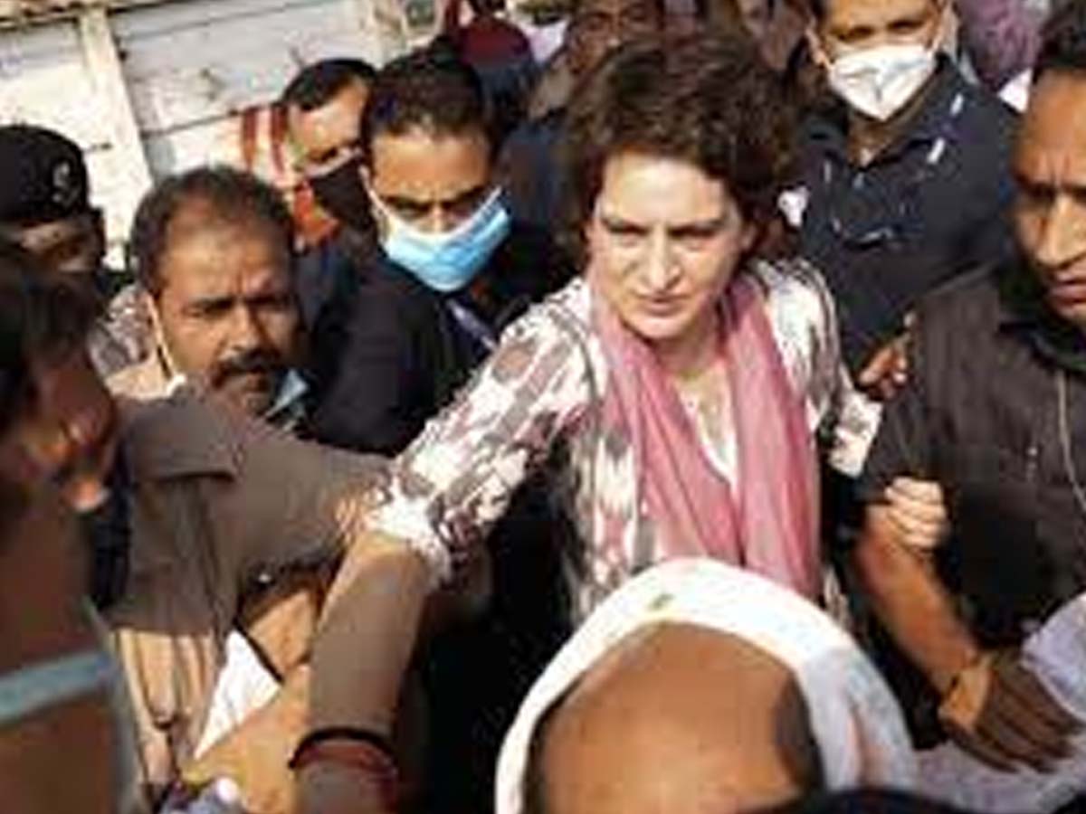 ప్రియాంక‌ను అడ్డుకున్న పోలీసులు… యూపీలో ఉద్రిక్త‌త‌…