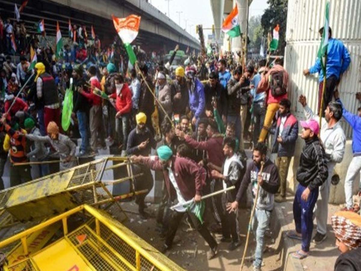 సరిహద్దుల నుంచి రైతులను తొలగించొద్దు : గుర్నామ్‌ సింగ్‌ చదునీ