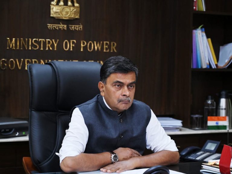 విద్యుత్‌ సంక్షోభం..! ఇలా స్పందించిన కేంద్ర విద్యుత్‌శాఖ మంత్రి