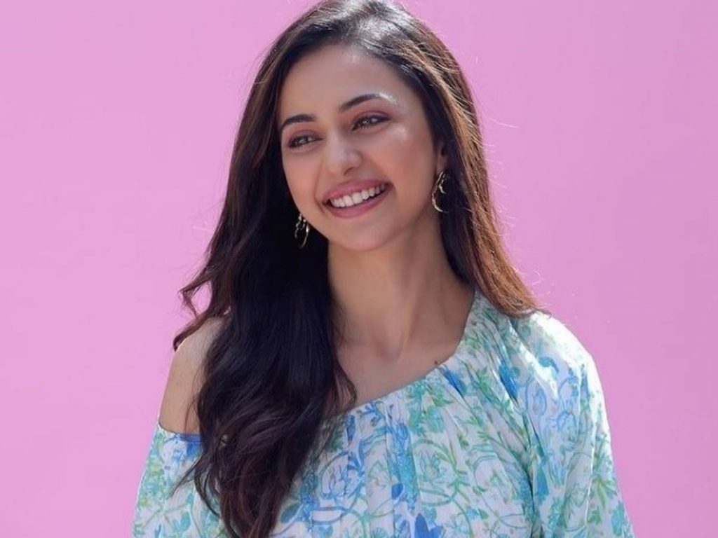 Rakul Preet Singh makes her relationship with Jackky Bhagnani official