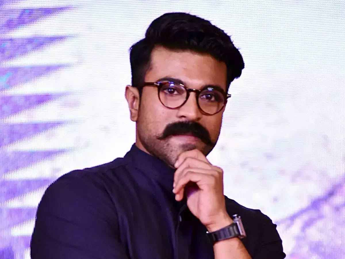 Ram Charan:  అందుకే  నాన్నకు నాలుగేళ్లుగా దూరంగా ఉంటున్నా..