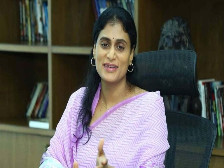 రాష్ట్రానికి కేసీఆర్‌ ఏం చేశారు: షర్మిళ