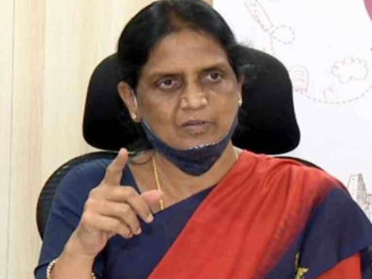 ఇంటర్‌ పరీక్షలు.. మంత్రి సబిత కీలక ఆదేశాలు
